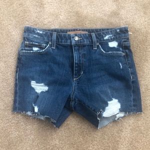 Joe’s jeans the Ozzie cut off short size 26